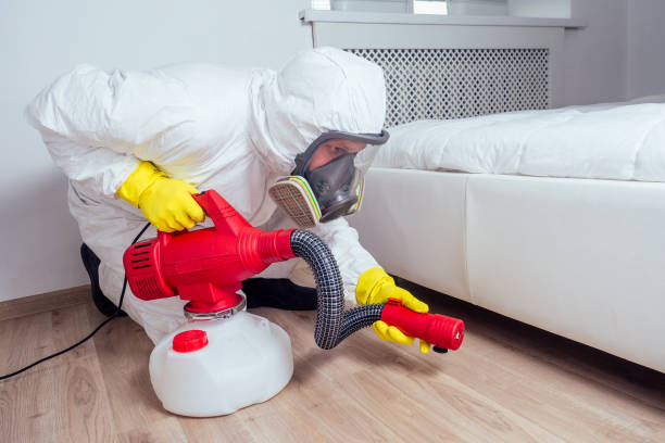 Best Commercial Pest Control Services  in Ahtanum, WA